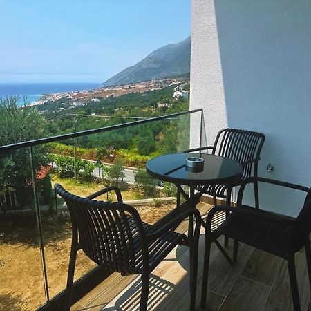 Hotel Vila 19 Dhermi Exterior photo