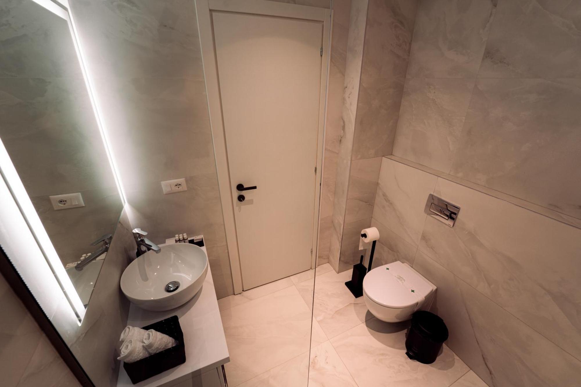 Hotel Vila 19 Dhermi Exterior photo